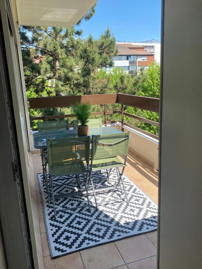 Chez Tata Emma Apartamento Annecy Exterior foto